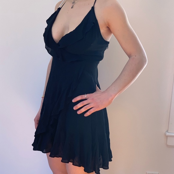 Urban Outfitters Dresses & Skirts - Kimchi blue Sabina ruffle wrap